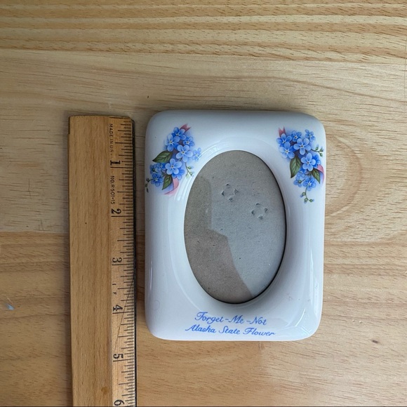 Alaska Forget-Me-Not State Flower Picture Frame - Picture 3 of 4